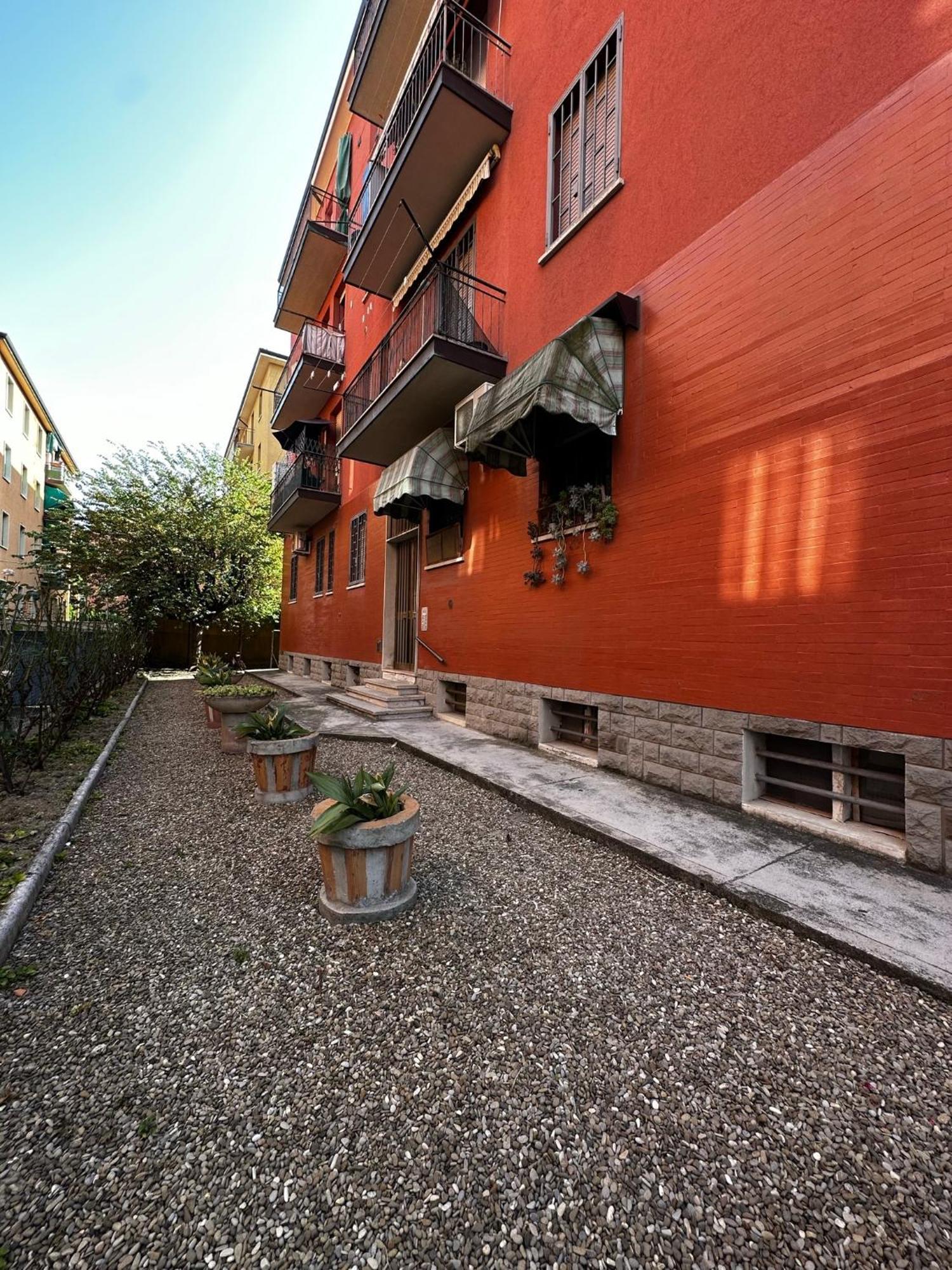 Gemma Suites Whole Apartment Bologna Exterior foto